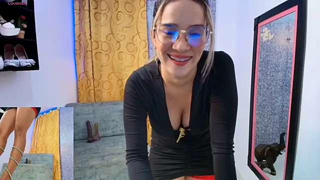 Snapshot of Sally_Ricci chatting on May 2026 04:11:01 PM Sally Ricci online show from May 2026 04:11:01 PM