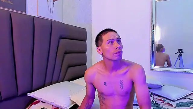 Erack and Emmy online show from October 2025 03:47:02 AM