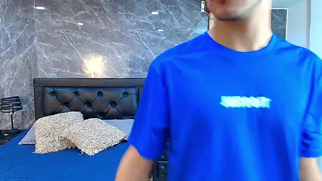 Axel Draven online show from April 2026 12:10:01 PM