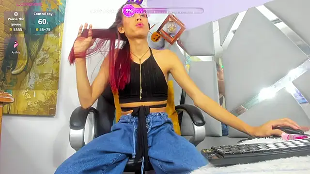 Snapshot of GRECIACUTETS chatting on November 2025 09:38:02 PM GRECIACUTETS online show from November 2025 09:38:02 PM