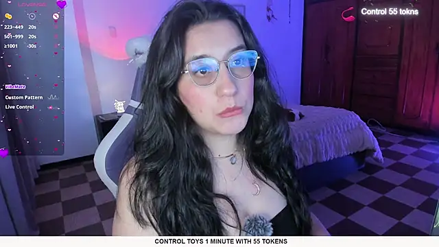 tellmemaddie online show from May 2026 09:01:02 PM