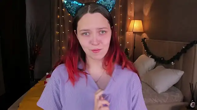 Monica  Queen online show from November 2025 05:33:01 AM