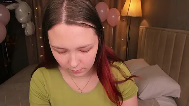 Monica  Queen online show from April 2026 05:30:01 AM