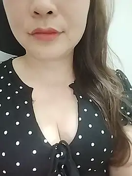 Girl Shy2000 online show from June 2026 01:02:02 PM