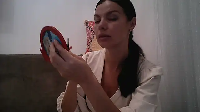 Snapshot of Lorivell chatting on October 2025 06:09:01 PM Lorivell online show from October 2025 06:09:01 PM