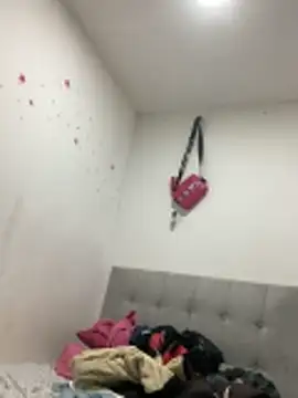 Moisesjrtapia online show from April 2026 05:27:01 PM