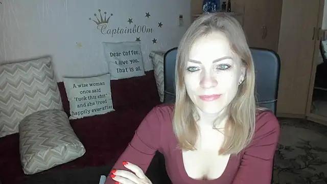 Tiffany Bates online show from October 2025 03:05:01 AM