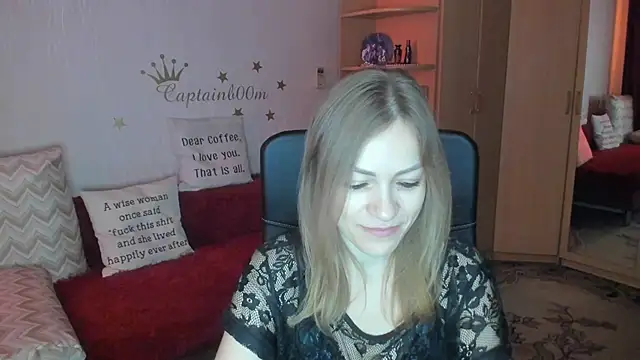 Tiffany Bates online show from October 2025 03:42:02 AM