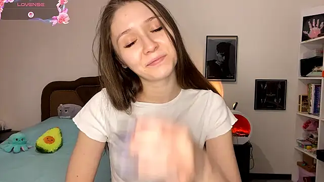 Denny Yorgeritai online show from December 2025 12:33:02 PM