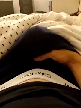 ruiiizz online show from March 2026 11:15:01 PM