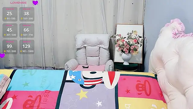 Snapshot of Huanhuan- chatting on November 2025 07:07:01 AM Huanhuan- online show from November 2025 07:07:01 AM