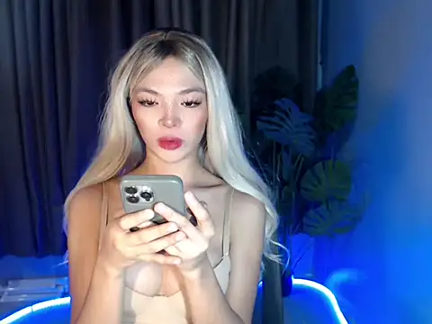 Asian briee143xx online show from April 2026 04:30:02 PM