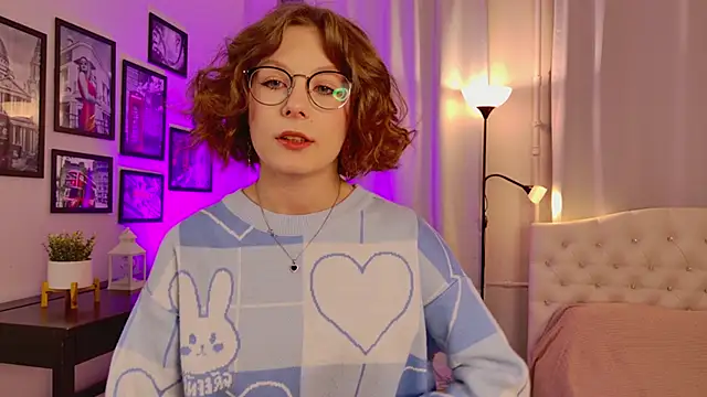 Bubblegum Babe  online show from September 2025 08:14:01 PM