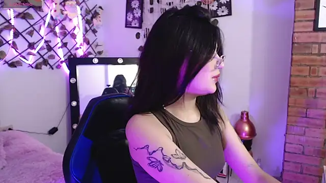 isa bunny18 online show from October 2025 03:15:01 AM