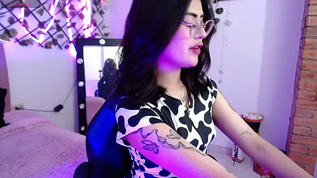 isa bunny18 online show from October 2025 02:23:01 AM