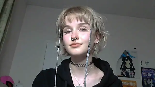 Paradoxy  online show from June 2026 08:32:02 PM