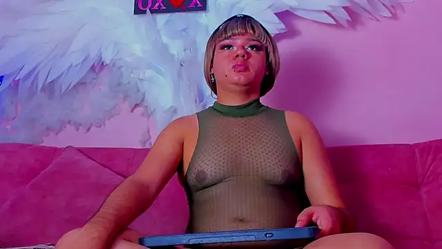 Tiffany deluxe online show from December 2025 01:09:02 PM