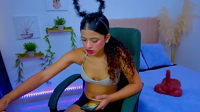 pequitasmedusa9 online show from October 2025 06:21:01 PM