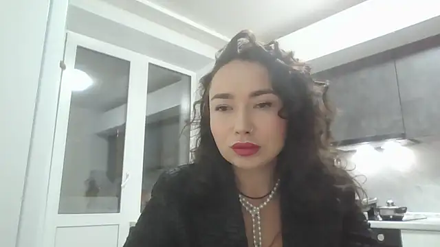 Cynariva online show from November 2025 09:51:02 AM