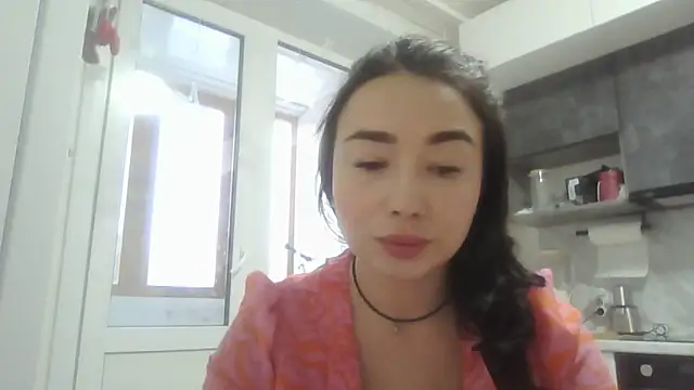 Cynariva online show from November 2025 07:02:02 AM