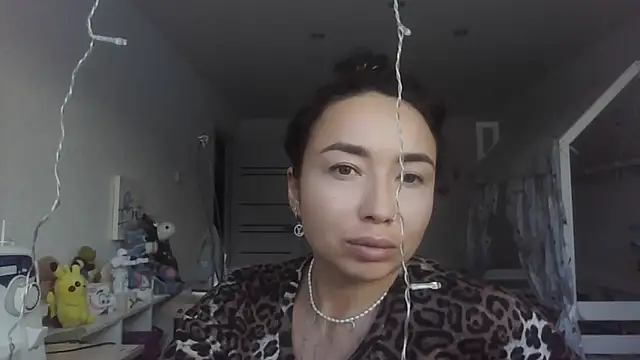 Cynariva online show from November 2025 07:23:02 AM