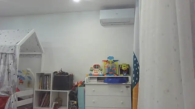 Cynariva online show from December 2025 02:55:01 PM