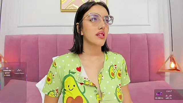 venusgreys1  online show from October 2025 11:57:02 AM