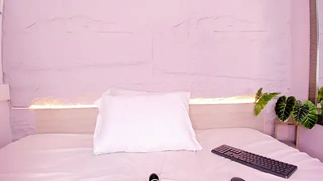 venusgreys1  online show from November 2025 12:02:02 PM