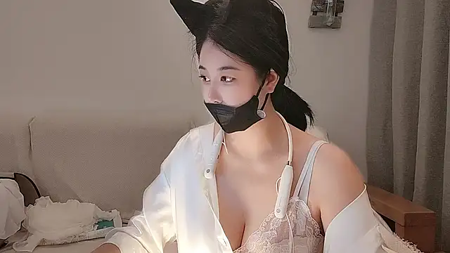 xinyin6666 online show from November 2025 12:33:02 PM