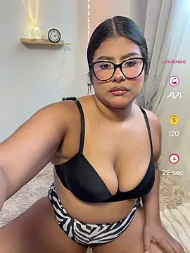 Snapshot of AnaBrowmn chatting on August 2026 01:14:02 PM AnaBrowmn online show from August 2026 01:14:02 PM