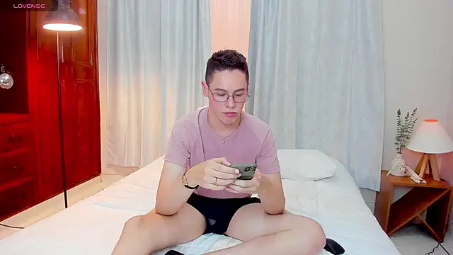 royal fantasy online show from September 2025 07:40:02 PM