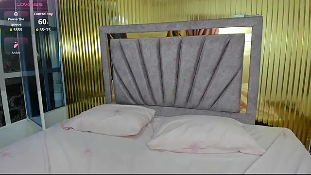 Amyra Rasi online show from October 2025 07:31:01 PM