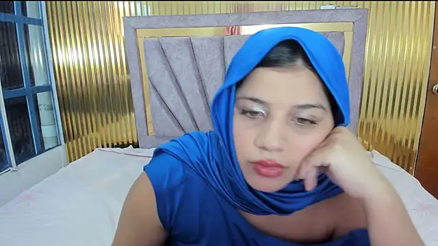 Snapshot of Amyra_Rasi chatting on January 2026 07:17:02 PM Amyra Rasi online show from January 2026 07:17:02 PM