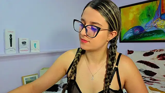 katiaa lovv online show from March 2026 12:19:01 PM