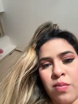 Snapshot of itsdanividarte chatting on February 2026 08:18:01 PM itsdanividarte online show from February 2026 08:18:01 PM