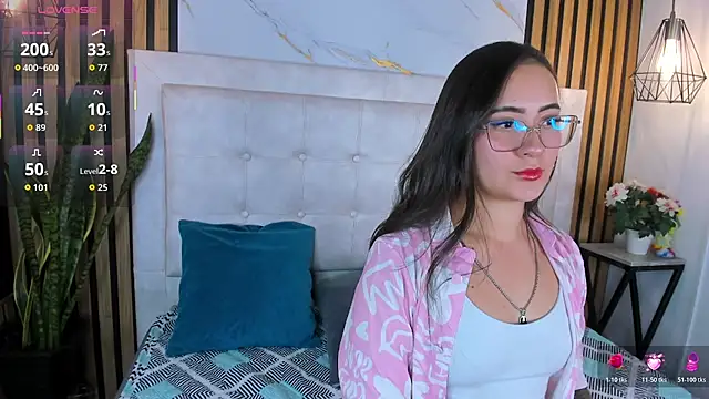 Honey noir online show from November 2025 10:43:02 PM