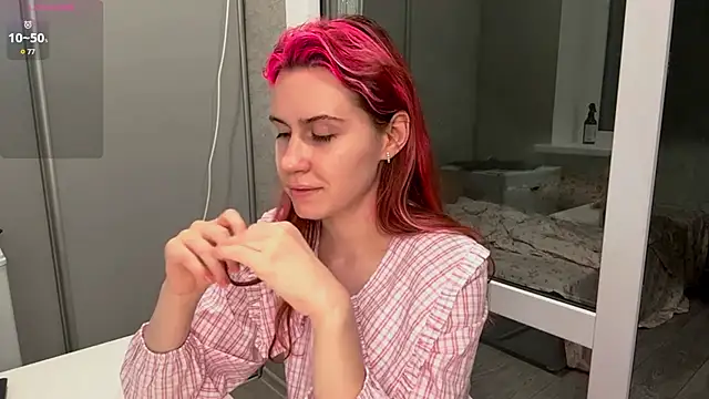 Snapshot of FawnDubler chatting on October 2025 05:23:02 PM FawnDubler online show from October 2025 05:23:02 PM