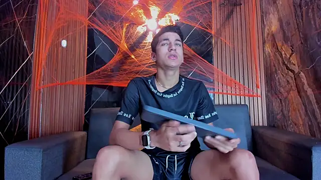 Stiben boy online show from October 2025 02:41:02 AM