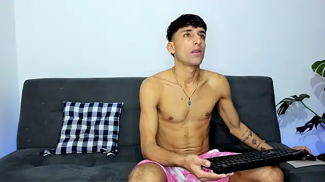 Snapshot of joe_foxx chatting on October 2025 03:29:02 AM joe foxx online show from October 2025 03:29:02 AM