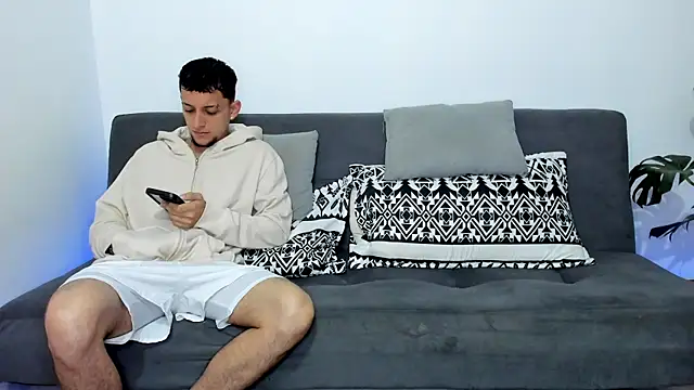 Snapshot of joe_foxx chatting on November 2025 11:21:02 AM joe foxx online show from November 2025 11:21:02 AM