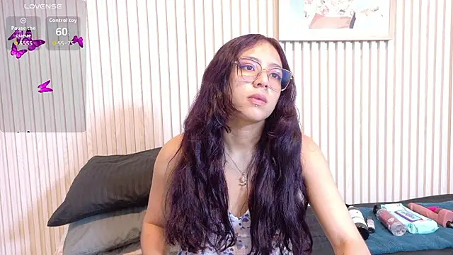 Abrilmirren online show from March 2026 11:16:01 AM