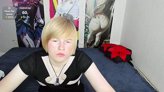 Cattie w  online show from October 2025 01:20:01 AM