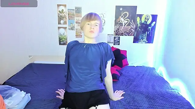 Cattie w  online show from November 2025 01:19:02 AM