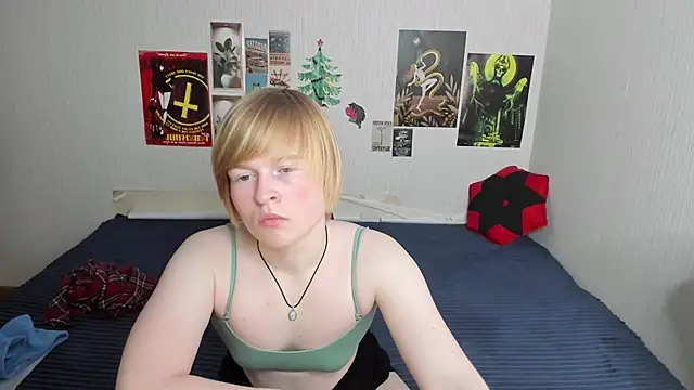 Cattie w  online show from March 2026 01:16:02 AM