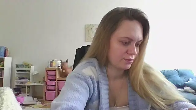 Snapshot of Cynoraye chatting on February 2026 09:40:01 AM Cynoraye online show from February 2026 09:40:01 AM