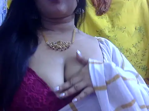 aarohee9 online show from May 2026 06:45:02 PM