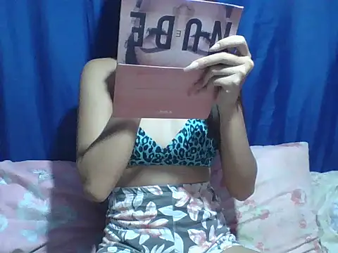 SweetPussie18x online show from March 2026 12:04:02 AM