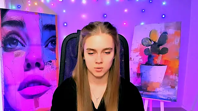 JuneWoods online show from February 2026 07:23:01 AM