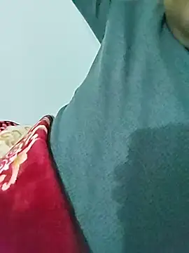 Snapshot of desiyouth94 chatting on December 2025 01:09:02 PM desiyouth94 online show from December 2025 01:09:02 PM