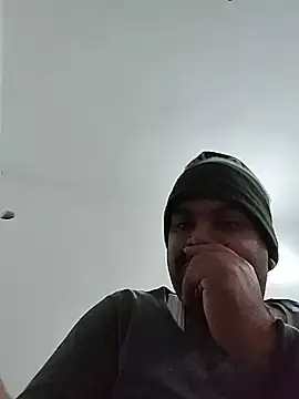 Snapshot of desiyouth94 chatting on January 2026 01:24:02 PM desiyouth94 online show from January 2026 01:24:02 PM